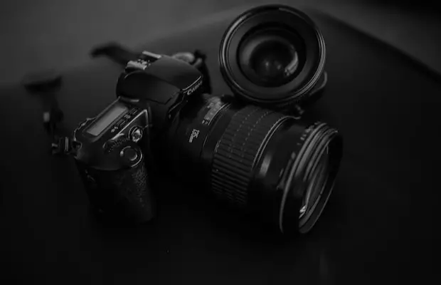 fotocamera nera