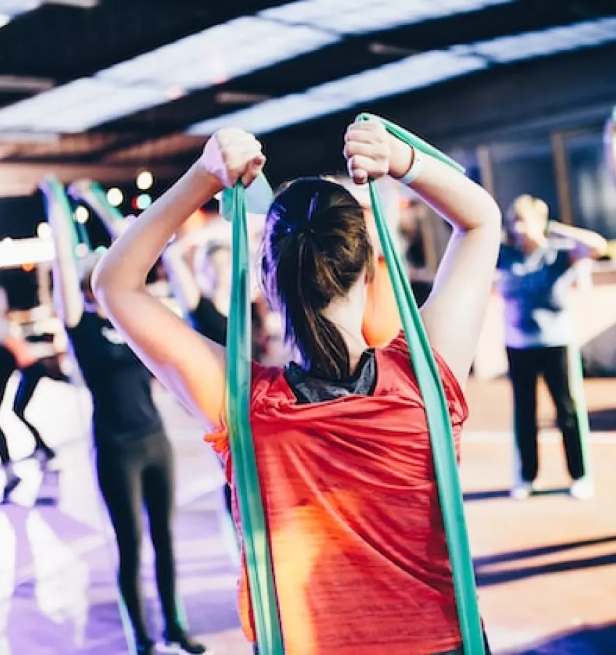 Une fille qui fait du sport