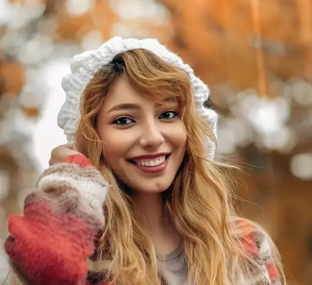 smiling girl with white hair