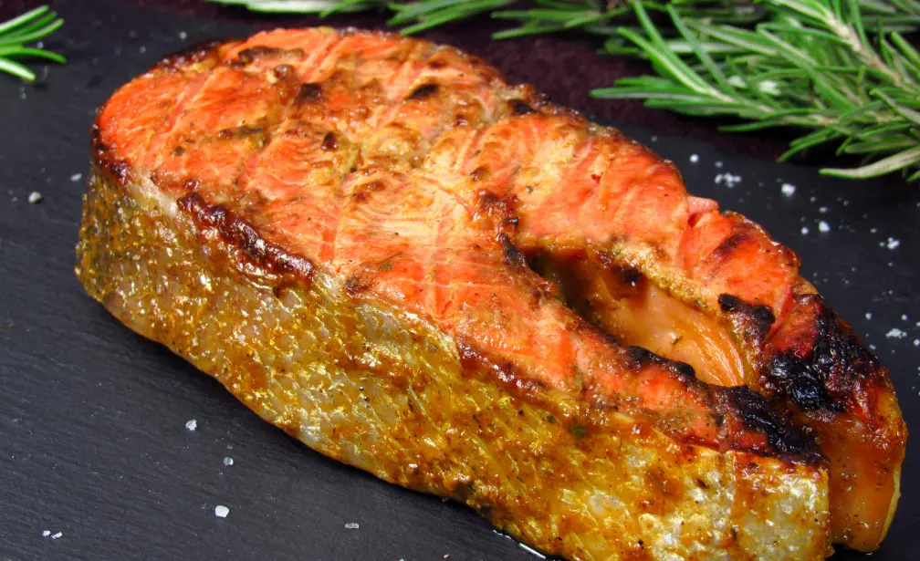 Grilled salmon photo